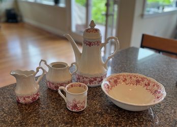 Vintage J&G Meakin “Sterling Vine” English Ironstone China