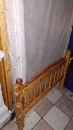 Twin Size Bed w/ Box Spring