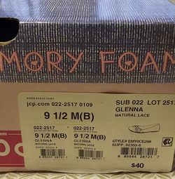 Women's Flats - Size 9.5 for Sale in Montclair, CA - OfferUp
