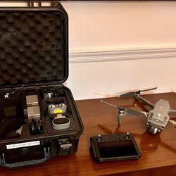 DJI Mavic 2 Enterprise Zoom Spotlight Loudspeaker Drone And Mavic 2 Fly More Kit