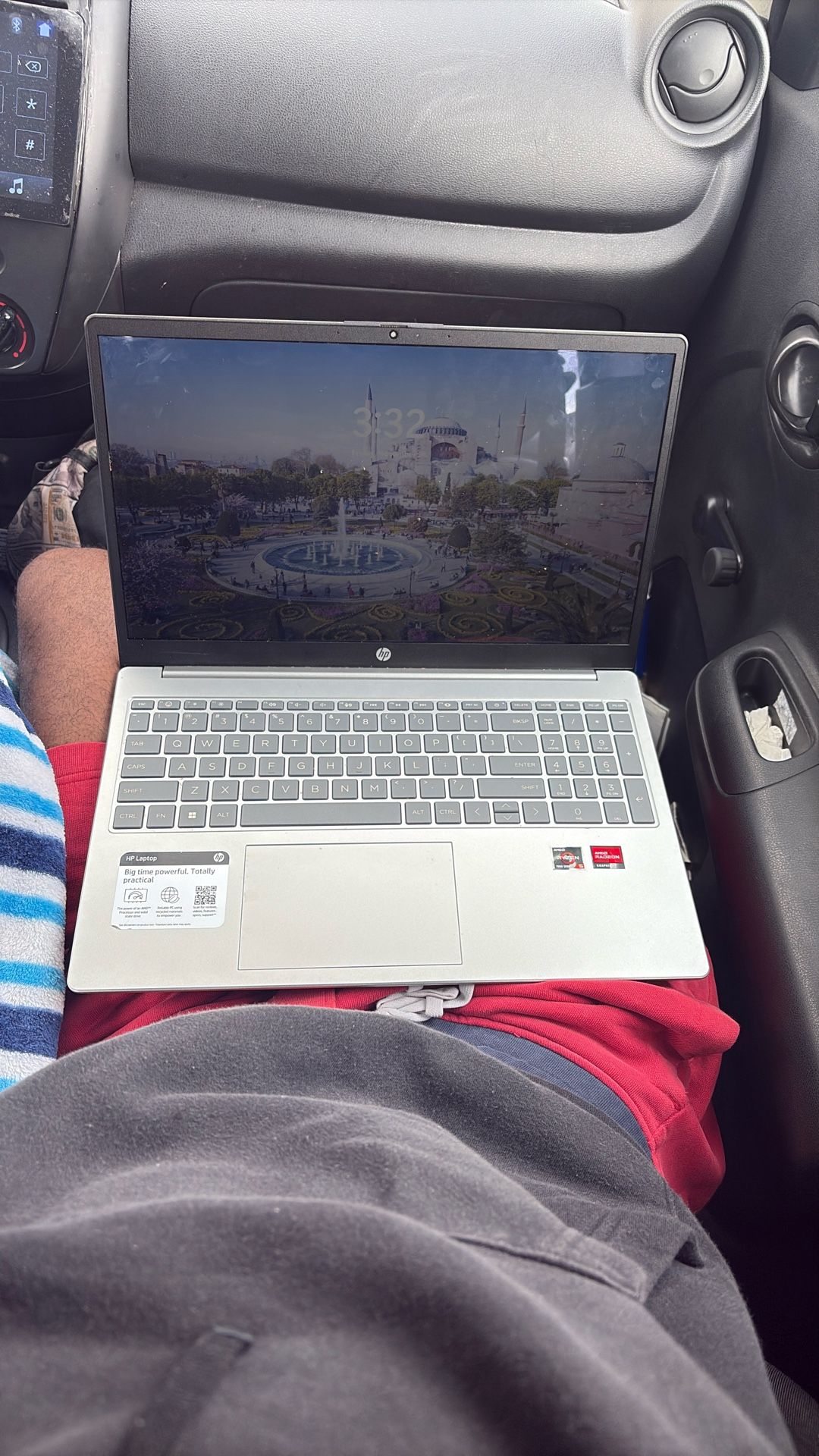 Hp Laptop “7000SERIES”