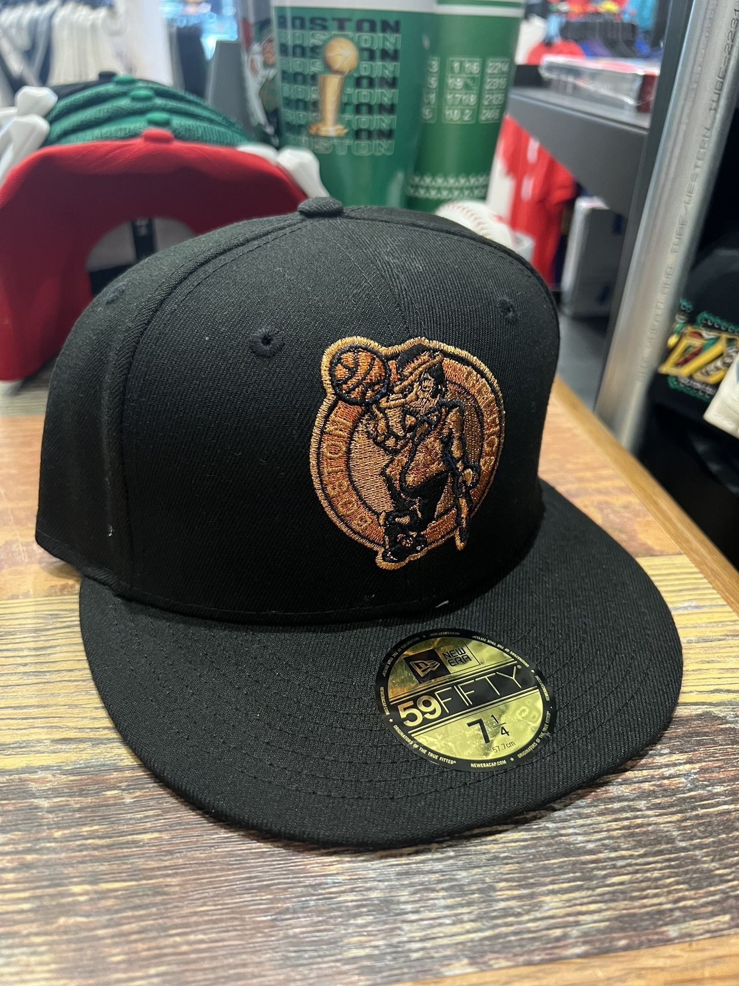 CELTICS METALLIC ORANGE FITTED