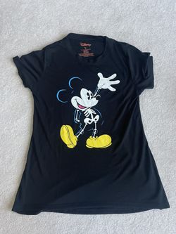 NWOT Mickey glow In The Dark T Shirt - Disney