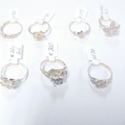 14k Size 7 Flower RIngs (Prices On Pictures)