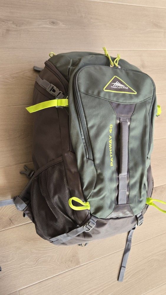 Large Daypack High Sierra Pathway 40, Pine green