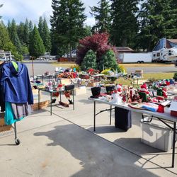 Garage Sale Saturday Through Monday Christmas In July