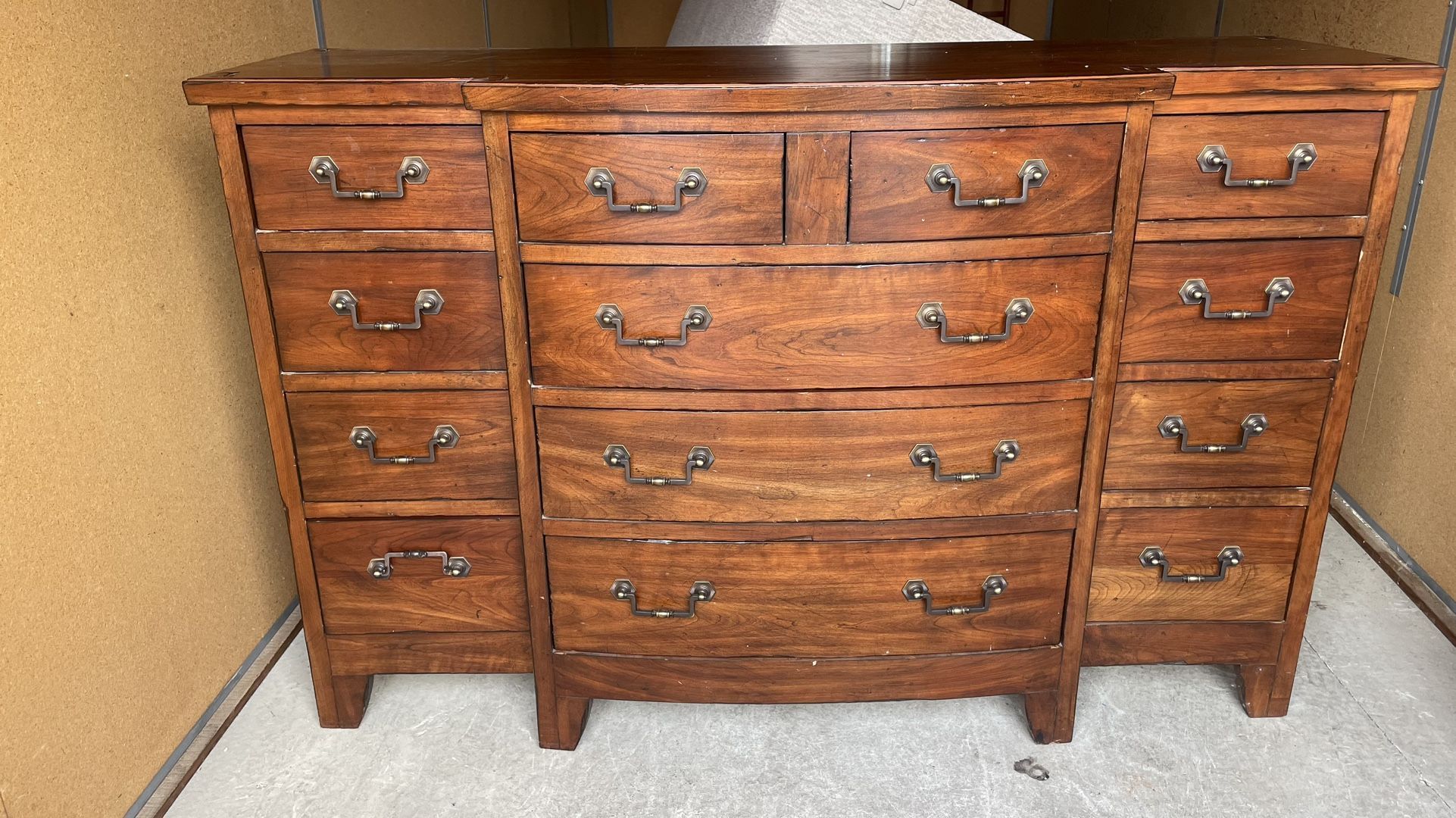 Harden Furniture Wood Dresser (13-drawers)