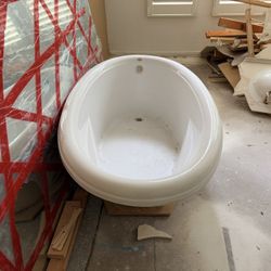 Bathroom Tub 