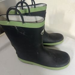 Boys Rain Boots Size 4 
