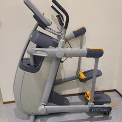 Precor Adaptive Motion Trainer Elliptical