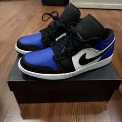 Jordan 1 Low Royal Toe