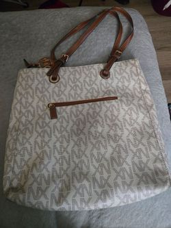 Michael Kors Signature Tote Bag