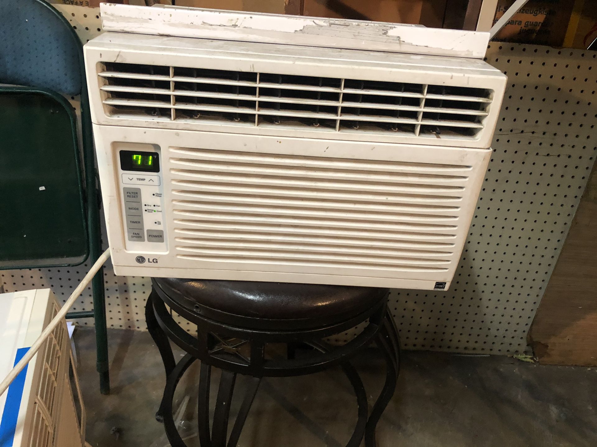 Air conditioner 6000 btu