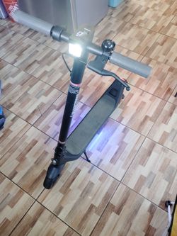 Phantom Gogo A8 Electric Scooter - 15MPH / 28mi Range