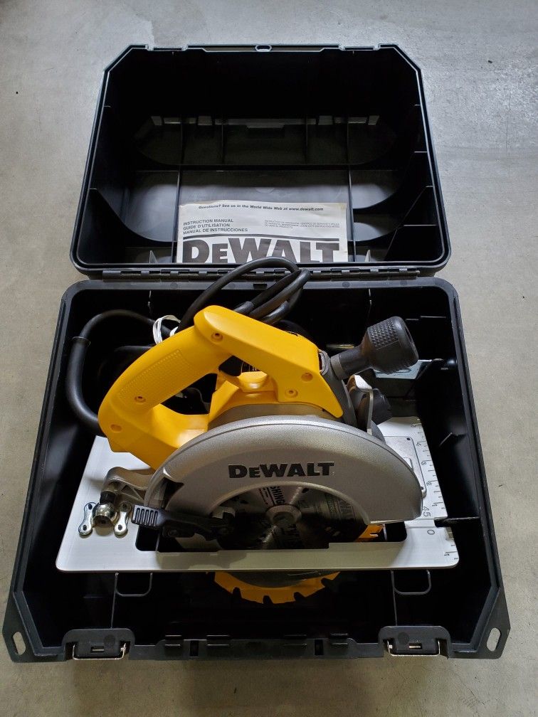 DeWalt Circular Saw
