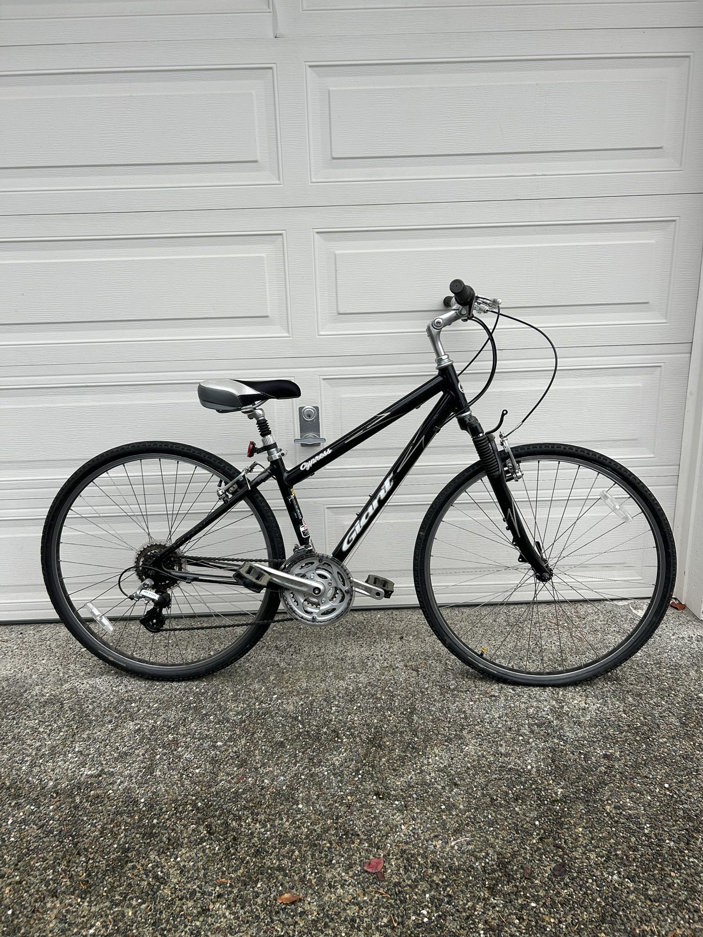 Giant “Cypress” Bike 