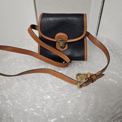 Dooney & Bourke