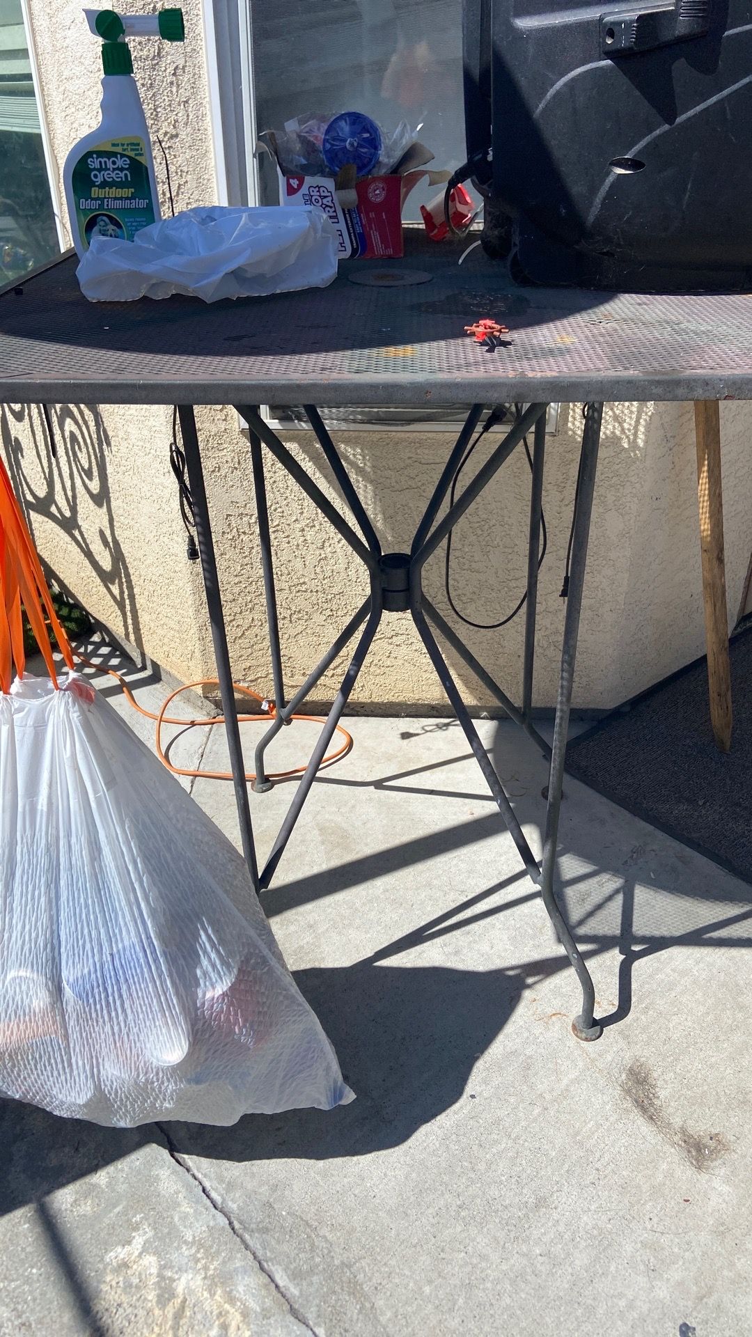 Free table
