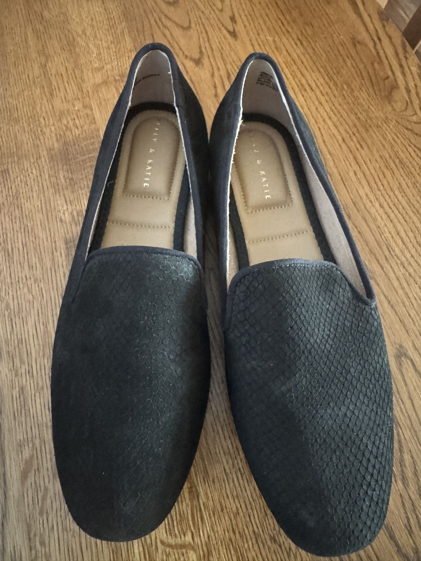 Women’s Flats