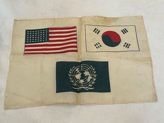 Mid-century patriotic textile souvenir featuring the US, South Korean, and UN flags. 11.5” x 8”