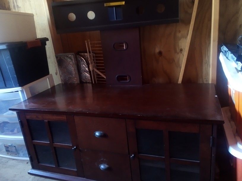 TV Stand/Hutch