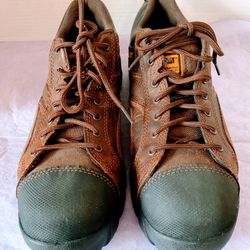 Men’s Caterpillar Work Shoes
