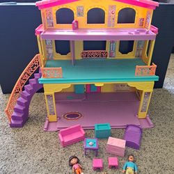 Talking And Foldable Dora House