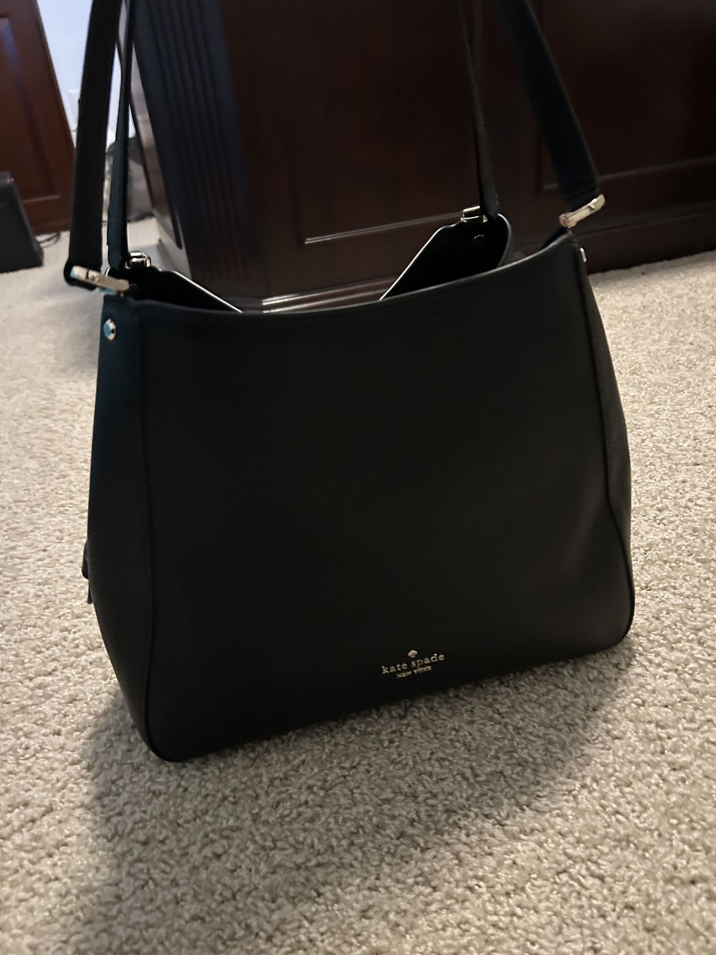 Kate spade - Leila Medium Triple Compartment Shoulder Bag