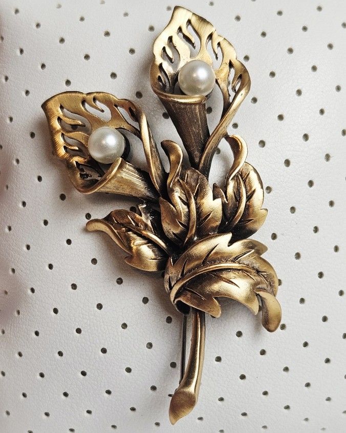 Vintage Tortolani Brooch Lily Faux Pearl Flower Pin Italy Designer Jewelry