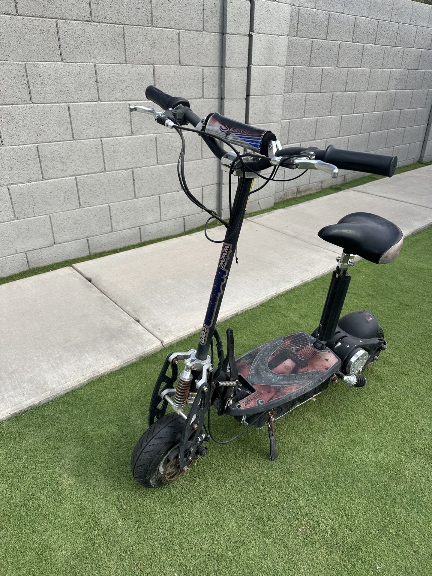 Electric Scooter Bike 30 MPH