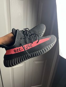 Adidas Yeezy Boost 350 V2 Bred