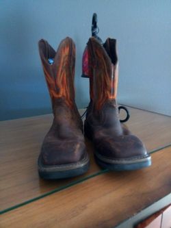 Men's boots