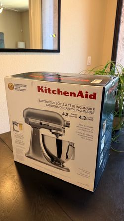 KitchenAid Ultra Power Plus 4.5qt Tilt-Head Stand Mixer Light Silver + KitchenAid Pastry Beater