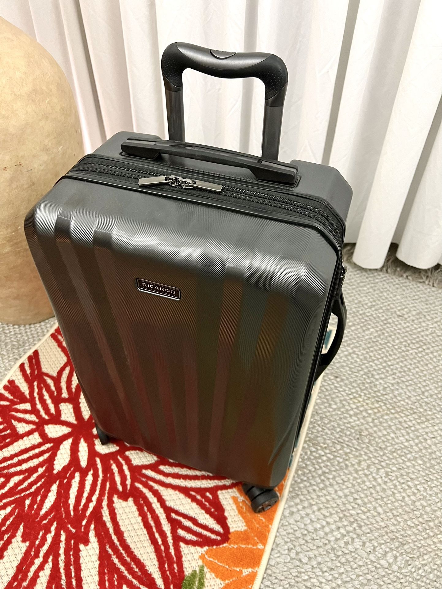 Ricardo Windsor 2piece Hardside Luggage Set For Sale In, 44 OFF