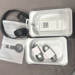 Beats Solo 4 