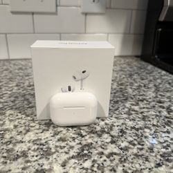 AirPods Pro 2nd Gen 🔥 Like New + Box & Charger (Apple)