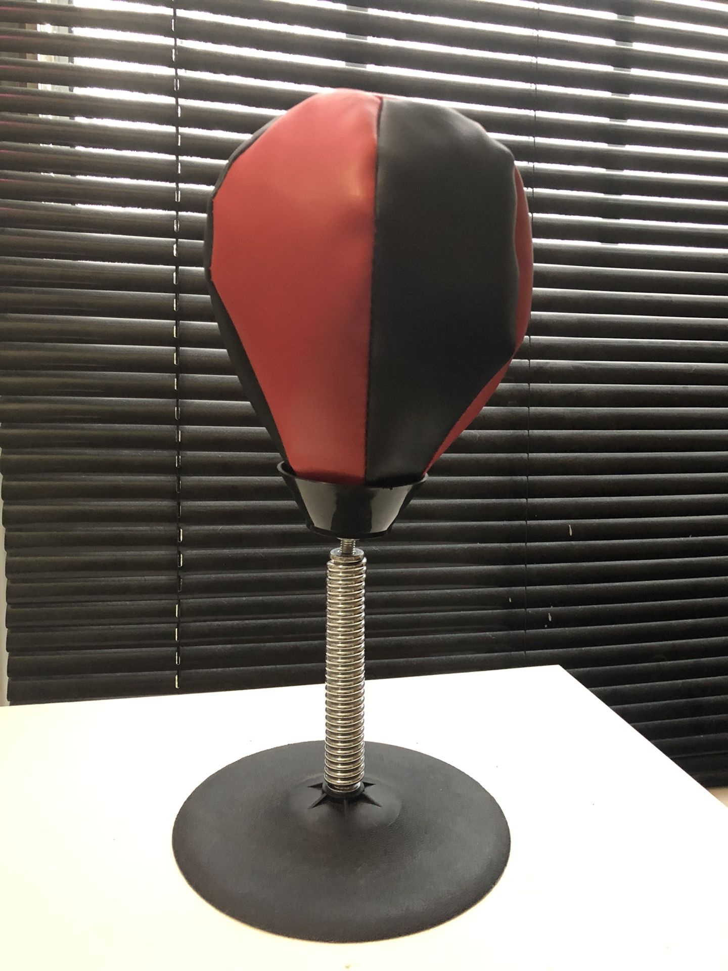 Tabletop Speed Bag 