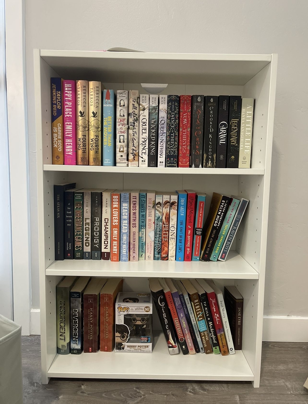 White Bookshelf (3 Shelves)