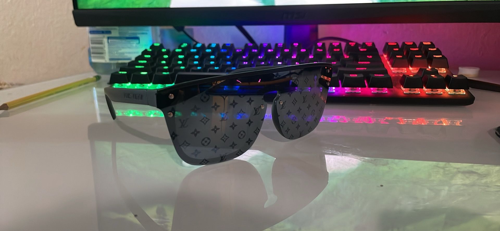 Louis Vuitton WAIMEA sunglasses