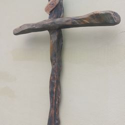 ANTIQUE NOT FREE WODEN CRUCIFIX MAKE OFFER