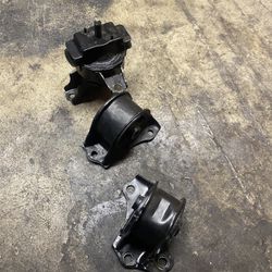 Engine Mounts For Civic 96-00 D Series  