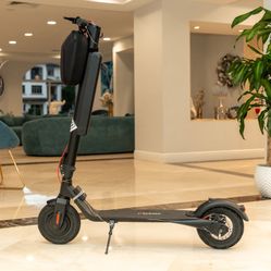 TurboAnt X7 Max Electric Scooter, 20 MPH, Removable Battery, Great Condition 
