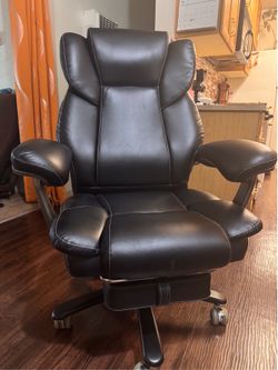 Large office chair