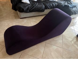 Modern S-Shaped Chaise Lounge – Firm Foam – Dark Purple
