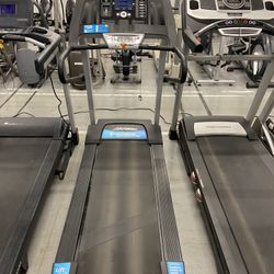 Life Fitness FTR Folding Treadmill for Home Gym