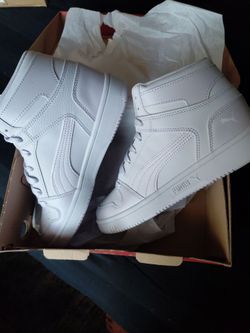 Puma size 7 pearl junior shoes