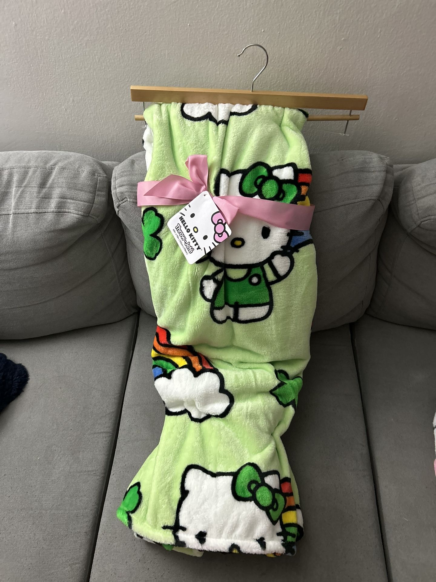 Hello Kitty Blanket
