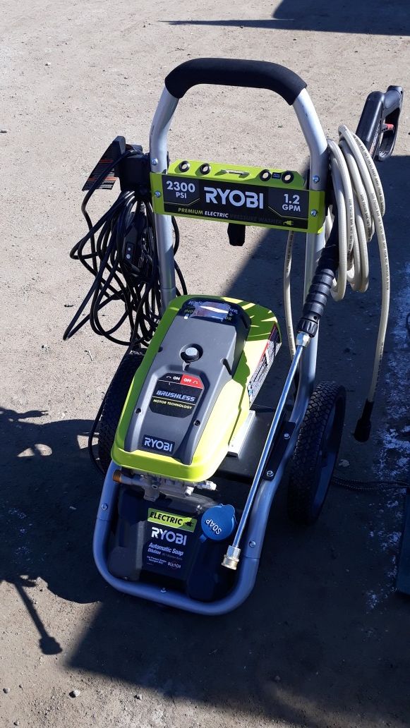 Ryobi Electric-powered Pressure washer RY142300