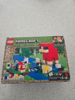 Lego Minecraft 21153 (retired)