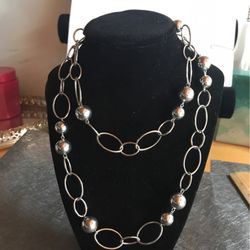 Gold Tone Necklace